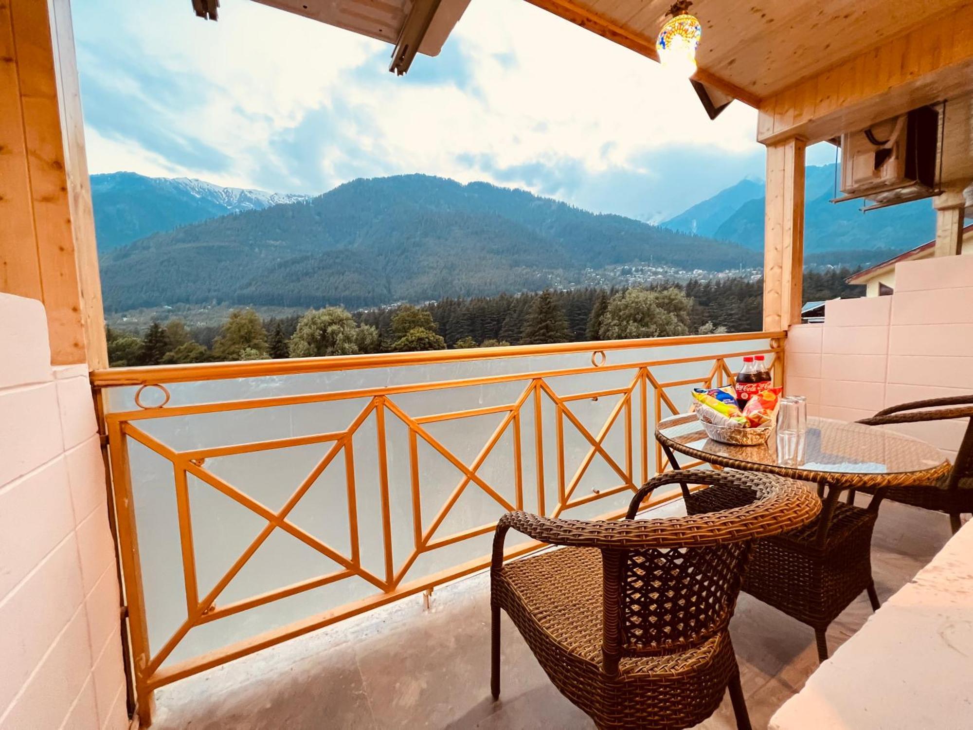 Hill River Resort - Central Heated & Air Cooled - Near Mall Road , Best Property Of Manali 2024- 2025 Exterior foto
